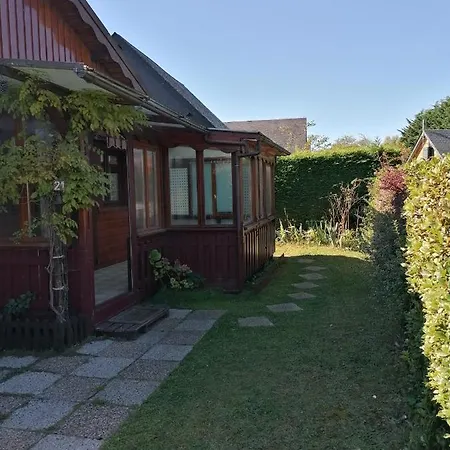 Chalet 200 M De La *